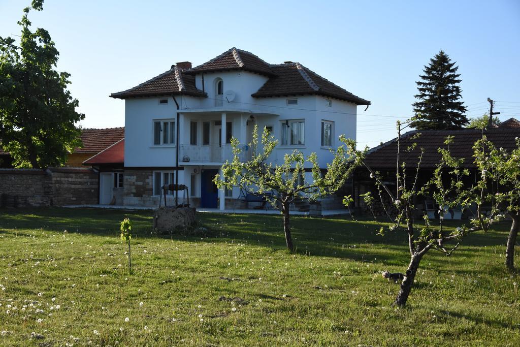 Guest House Ongal Krusuna Kültér fotó